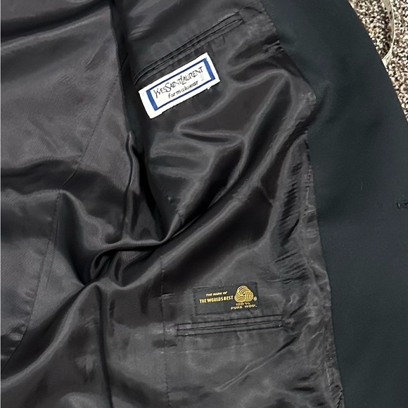 Vintage YSL Formalwear Black Tuxedo with cummerbund & suspenders tailored in USA - Picture 7 of 14